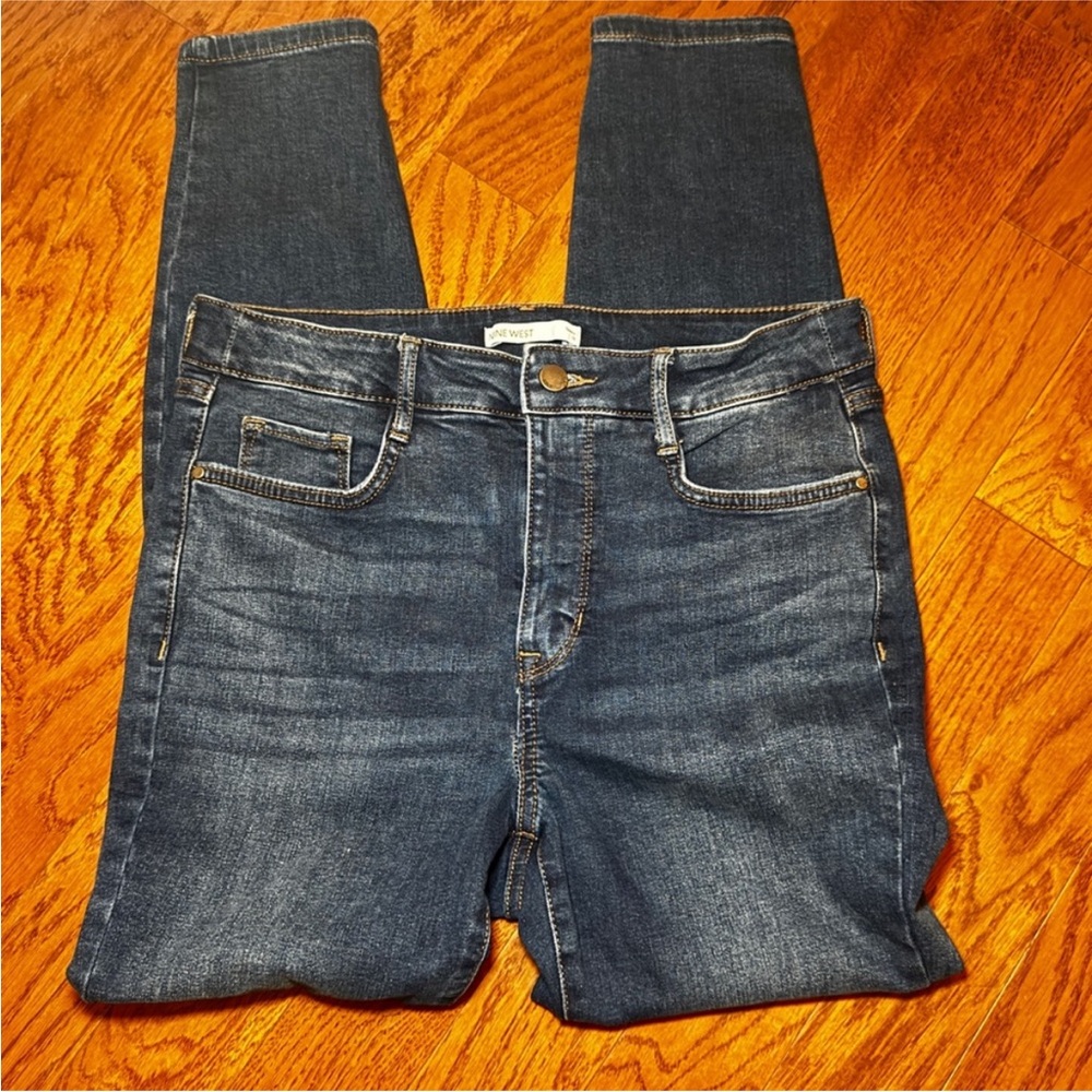 Nine West Women’s Size 10 Dark Blue Denim Skinny Jeans